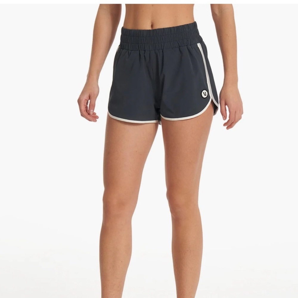 EUC Vuori Cardiff Short Women's Size Medium